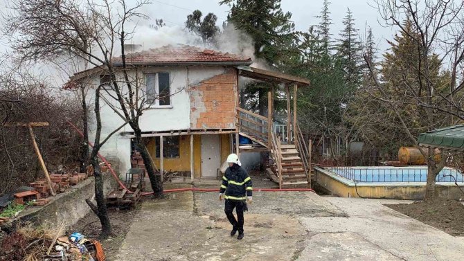 Bağ Evinde Korkutan Yangın