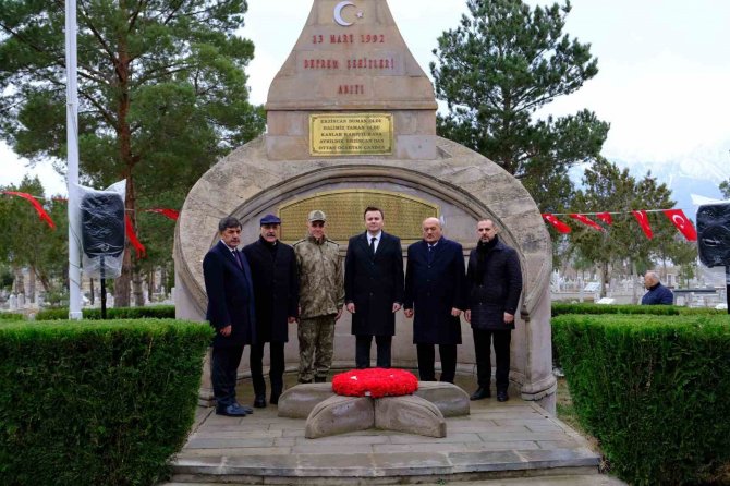 653 Kişinin Hayatını Kaybettiği 1992 Erzincan Depreminin Şehitleri Unutulmadı