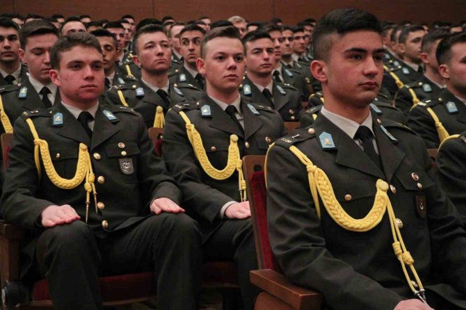 Atatürk’ün Kara Harp Okulu’na Girişinin 124’üncü Yıl Dönümü Kutlandı