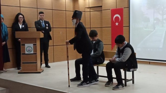 Hilvan’da İ̇stiklal Şairi Ersoy Unutulmadı