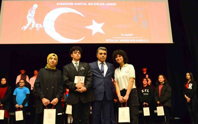 İ̇stiklal Marşı’nın Kabulünün 102. Yılı İçin Tören Düzenlendi