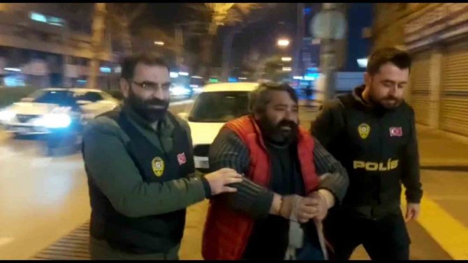 ’Hızır’ Olduğunu İddia Eden Kişiye Parasını Kaptırdı, Dolandırıldığını 3 Gün Sonra Anladı