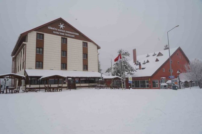 Ilgaz Dağı’nda Mart Karı: Kar Kalınlığı 50 Santimetreye Ulaştı