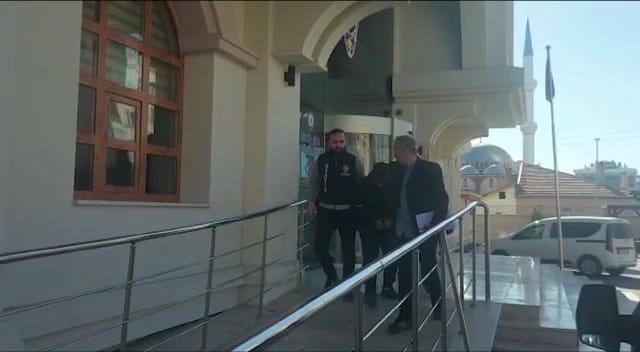 Genç Kızın Çeyizini Çalan 2 Hırsızdan Biri Yakalandı
