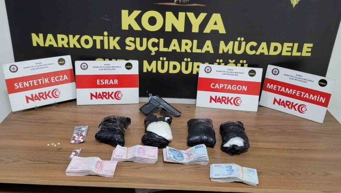 Lüks Araçta Zulalanmış Uyuşturucu Ele Geçirildi