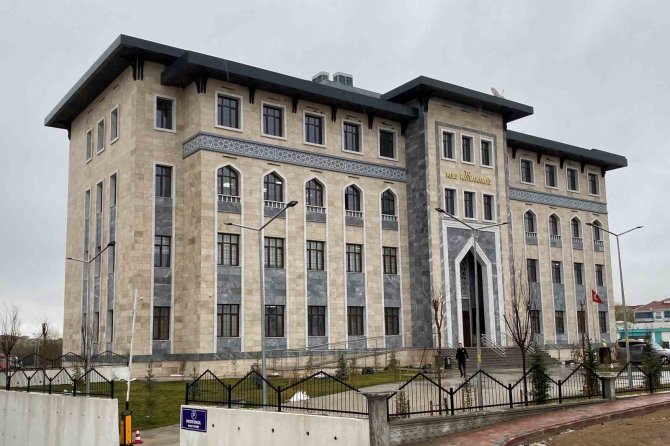 Kulu’da Yeni Kaymakamlık Binası Hizmete Başladı