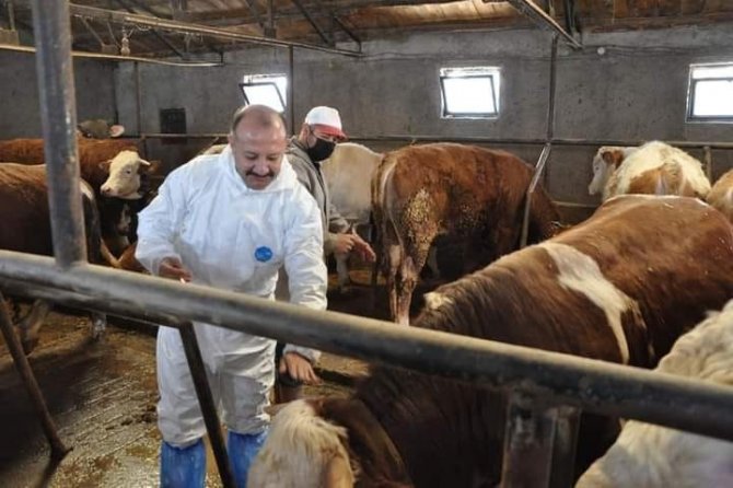 Müdür Özçalık, ”Şap Hastalığını Önlemek İçin Tüm Yetiştiricilerimizin Anlayış Ve Desteğini Bekliyoruz”