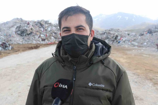 Deprem Sonrası Molozlar Geri Dönüşüme Kazandırılıyor