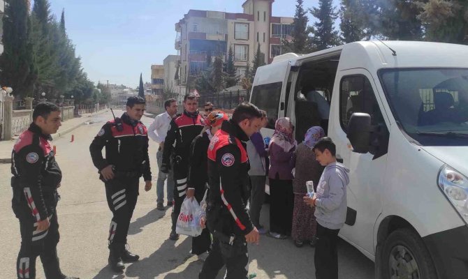 Kaportacı Ve Teknik Servis Elemanından Depremzedelere Destek