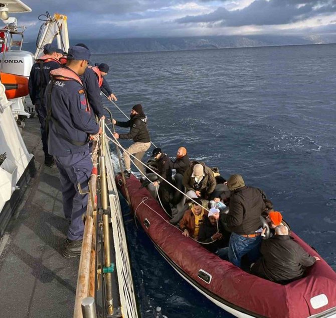 Marmaris’te 62 Düzensiz Göçmen Kurtarıldı