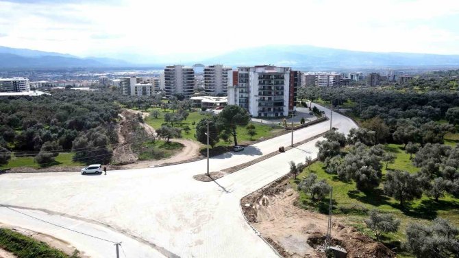 Nazilli Belediyesi Yol Yapım Çalışmalarını Sürdürüyor