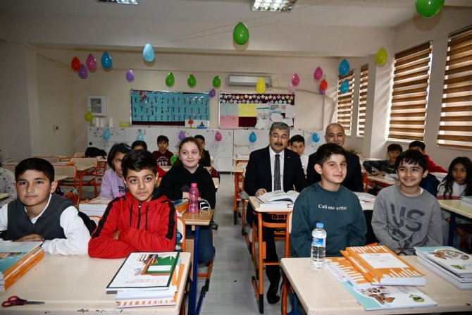 Depremin Vurduğu Osmaniye’de Eğitim Öğretim Yeniden Başladı