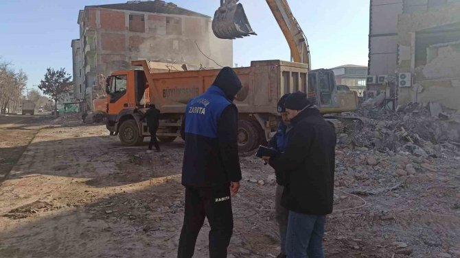 Samsun Zabıtası Deprem Bölgesinde