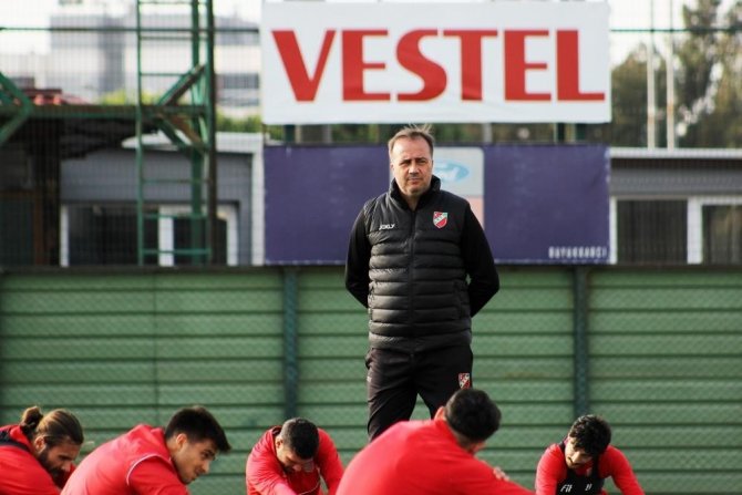 Selahaddin Dinçel Sınıfta Kaldı