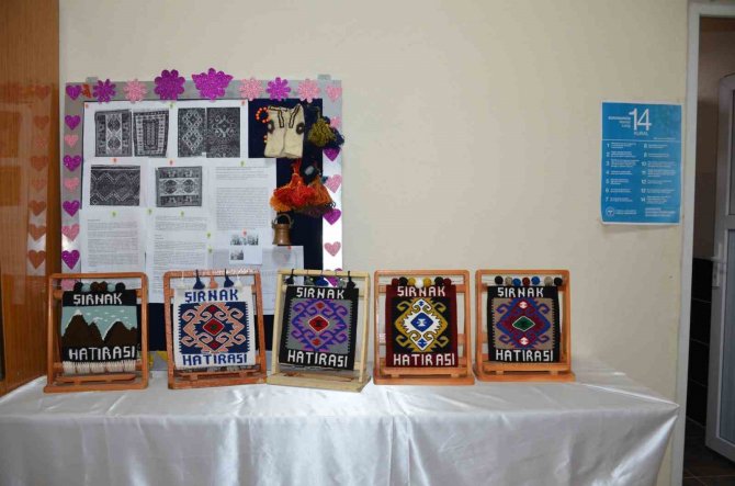 Şenobalı Kadınlar Hem Bin Yıllık Geleneklerini Yaşatıyorlar, Hem De Ev Ekonomisine Katkı Sağlıyorlar