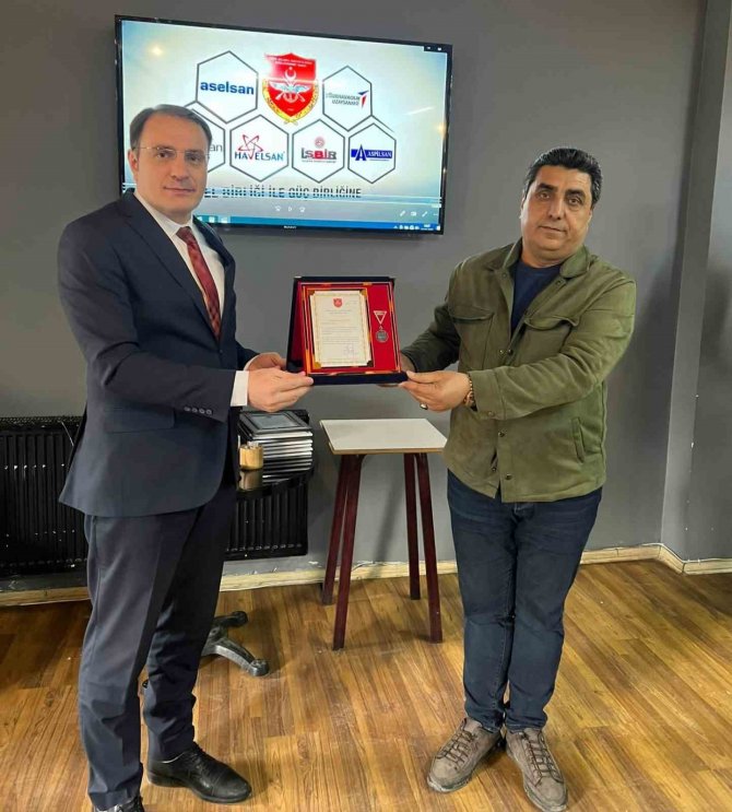 Tsk Güçlendirme Vakfına Bağış Yapanlara Plaket Ve Teşekkür Belgesi