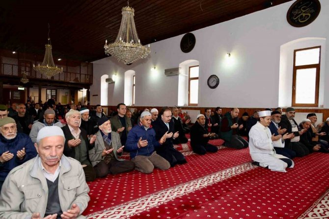 Bilecik’te 14 Mart Tıp Bayramı Buruk Kutlandı