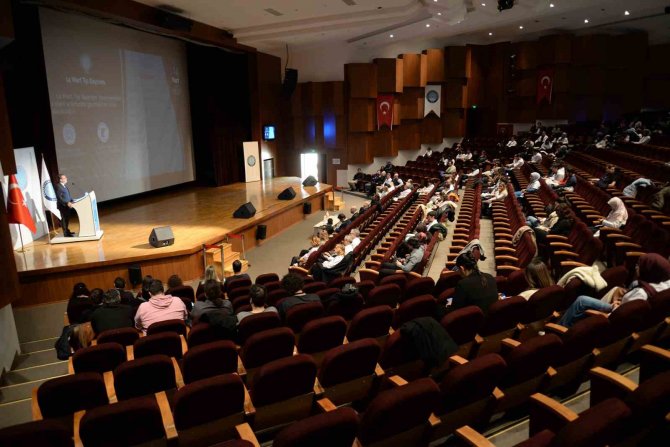 14 Mart’a Buü’de Buruk Kutlama