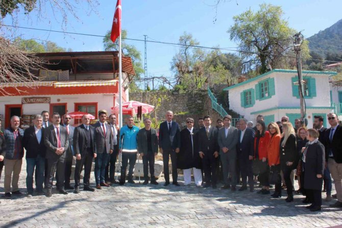 14 Mart Tıp Bayramı’nda Antik Dönemin Tıp Merkezinde Tespit Çalışmasının Açılışı Yapıldı