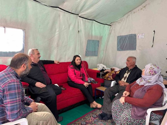 Ak Partili Başkanlar Deprem Bölgesinde
