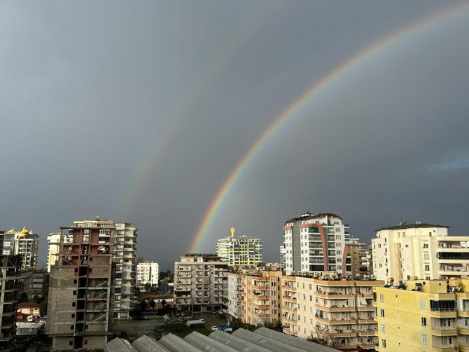 Alanya’da Gökkuşağı Görenleri Hayran Bıraktı