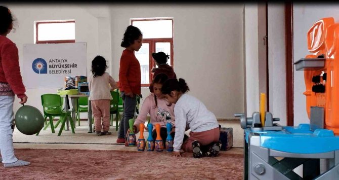 Antalya Büyükşehir Belediyesi İ̇slahiye’de Kreş Açtı