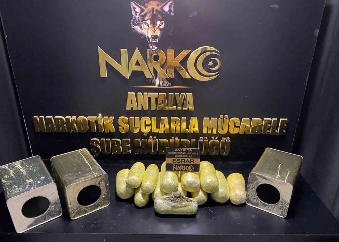 Antalya’da 71 Kilo Esrar Ve Skunk Maddesi Ele Geçirildi