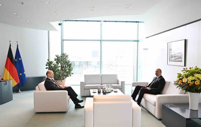 Azerbaycan Cumhurbaşkanı Aliyev: “Umarım Ermenistan Barış Fırsatını Kaçırmaz”