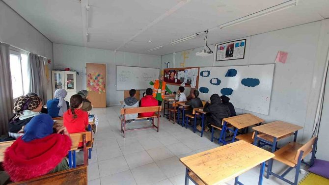 Balıkesirli Gönüllü Öğretmenler Hatay’da