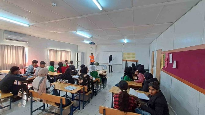 Balıkesirli Gönüllü Öğretmenler Hatay’da