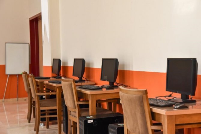 Kütüphane Ve Bilgi Merkezi Deprem Bölgesinden Gelen Öğrencilerin Kullanımına Açıldı