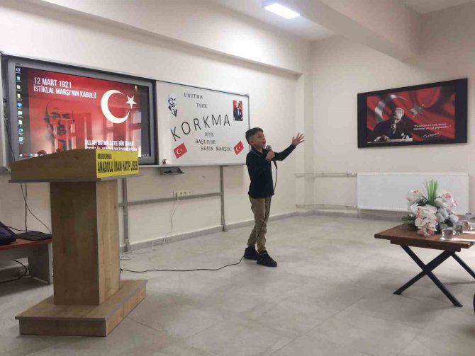 Mudurnu’da İstiklal Şairi Anıldı