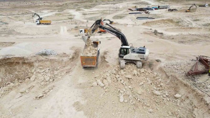 Şanlıurfa’nın Birecik Ve Eyyübiye İlçelerinde Kalıcı Konutların İnşasına Başlandı