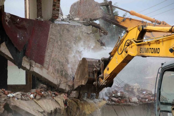 Deniz Mahallesi’nde Dönüşüm Başladı