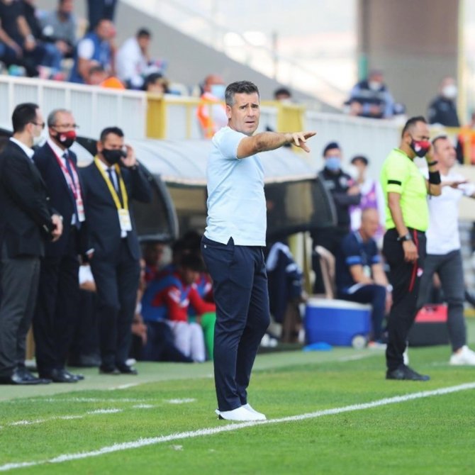 Altınordu’nun Teknik Direktör İstikrarı Bozuldu