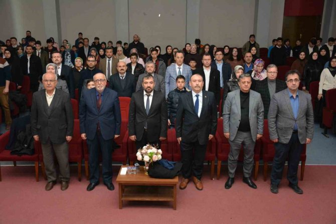 İ̇mam Hatip Okulları “Mesleki Yarışmalarında” Dereceye Giren Öğrenciler Ödüllerini Aldı