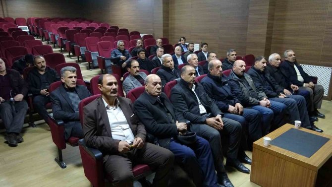 Başkan Geçirgen Muhtarlarla Bir Araya Geldi