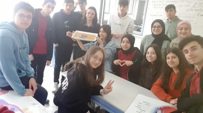 Hisarcık’ta Lise Öğrencileri Koyun Kalbi Üzerinde Deney Yaptılar