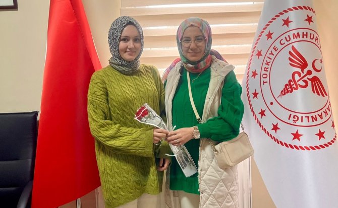 Hisarcık’ta Minik Öğrenciler Doktorların Tıp Bayramını Kutladı