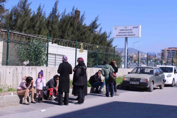İ̇zmir’de Konteyner Kentte Tahliye