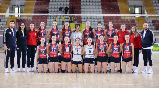 Altınordu Voleybol, Play-off Çeyrek Finallerinde Tecrübe Kazandı