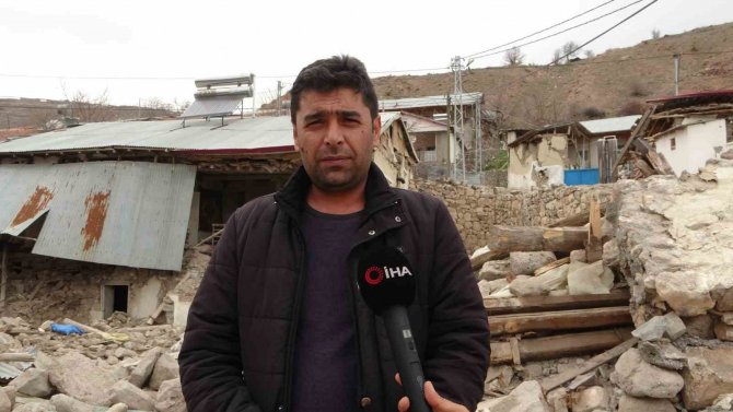 Depremde Enkaza Dönen Ve 457 Hanenin Bulunduğu Mahalle Taşınmak İstiyor