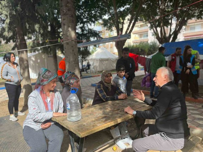 Denizli Büyükşehir Depremin Yaralarını Sarmaya Devam Ediyor