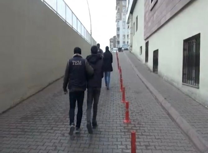 Terör Örgütü Deaş İçerisinde Faaliyet Gösteren 5 Kişi Kayseri’de Yakalandı