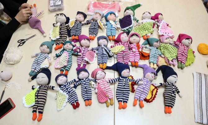 Depremzede Kadınlar İçin Amigurumi Etkinliği