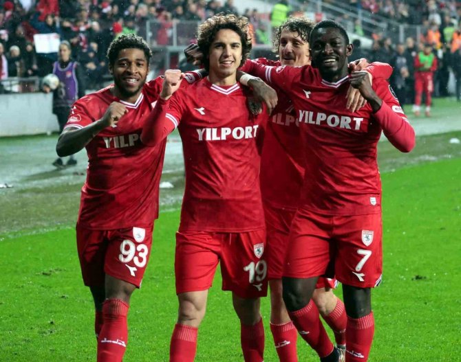 Lider Samsunspor 16 Maçtır Kaybetmiyor