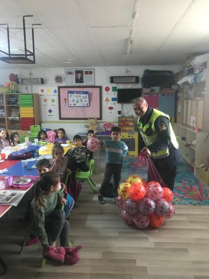 Sarıgöl’de Jandarmadan Trafik Eğitimi