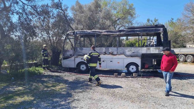 Okul Servisi Alev Alev Yandı