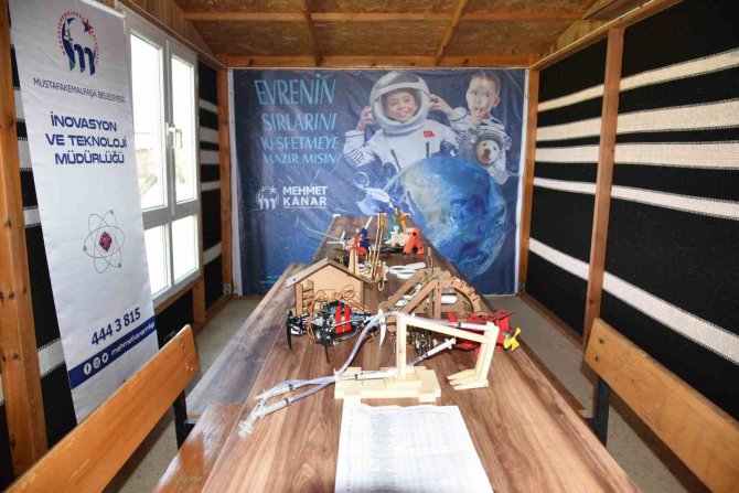 Mustafakemalpaşa Belediyesinden Doğa Ve Fen Okuluna Tam Destek