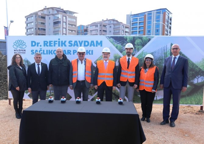 Nilüfer’de Dr. Refik Saydam Sağlıkçılar Parkı’nın Temeli Atıldı